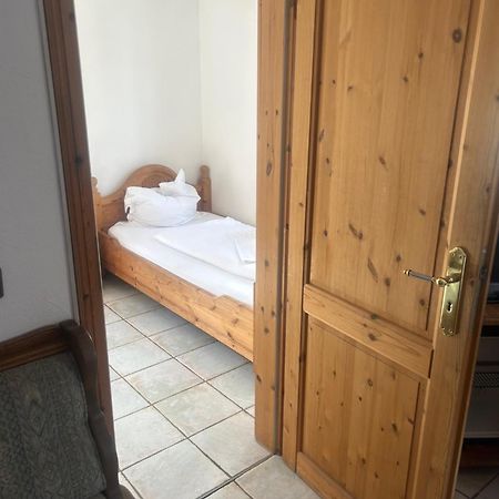 Gasthof Zur Post Siegen Esterno foto