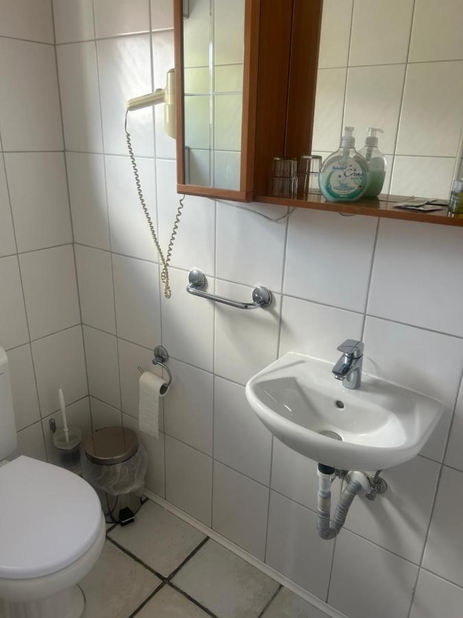 Gasthof Zur Post Siegen Esterno foto