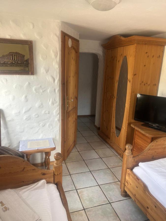 Gasthof Zur Post Siegen Esterno foto