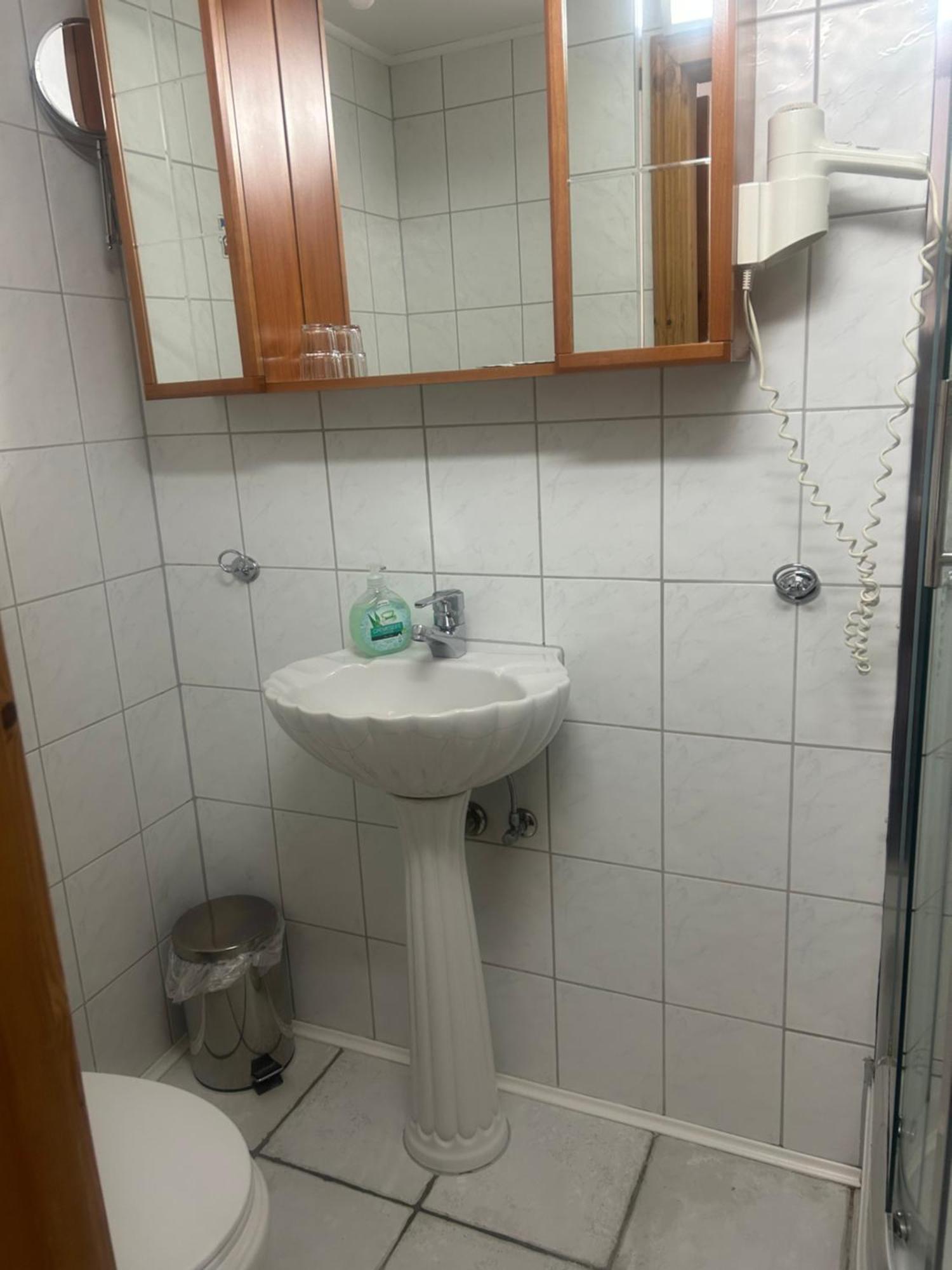 Gasthof Zur Post Siegen Esterno foto